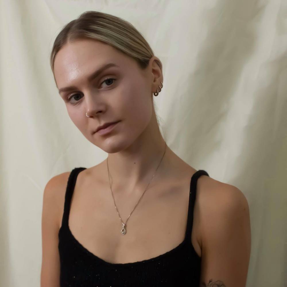 Meet your Posher, Abbey